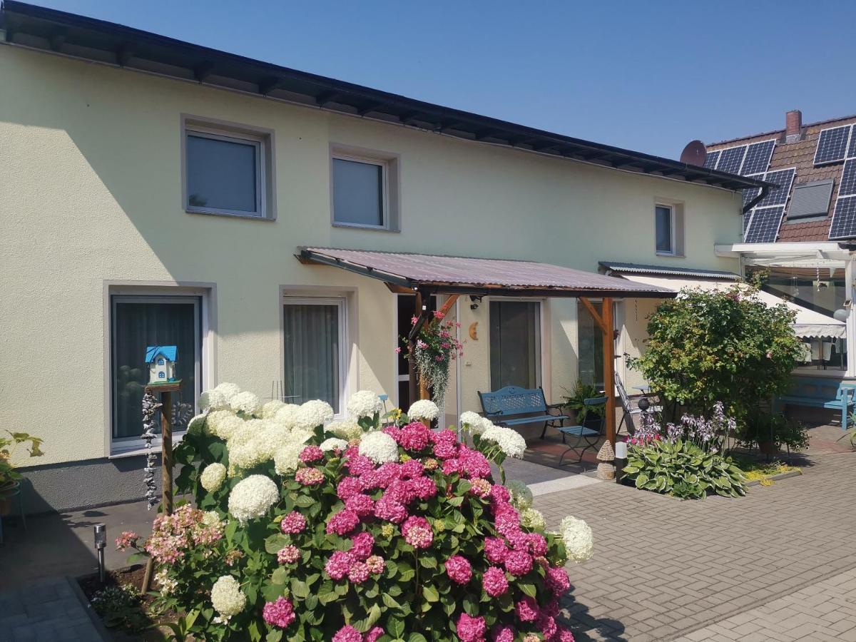 Ferienwohnung Uenglingen Stendal Exterior foto